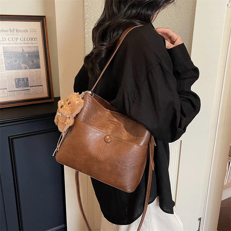 

Early Spring Simple Fashion Versatile PU Square Shoulder Bags for Women 2026 Hot Sale Retro Stylish Design Crossbody Bags