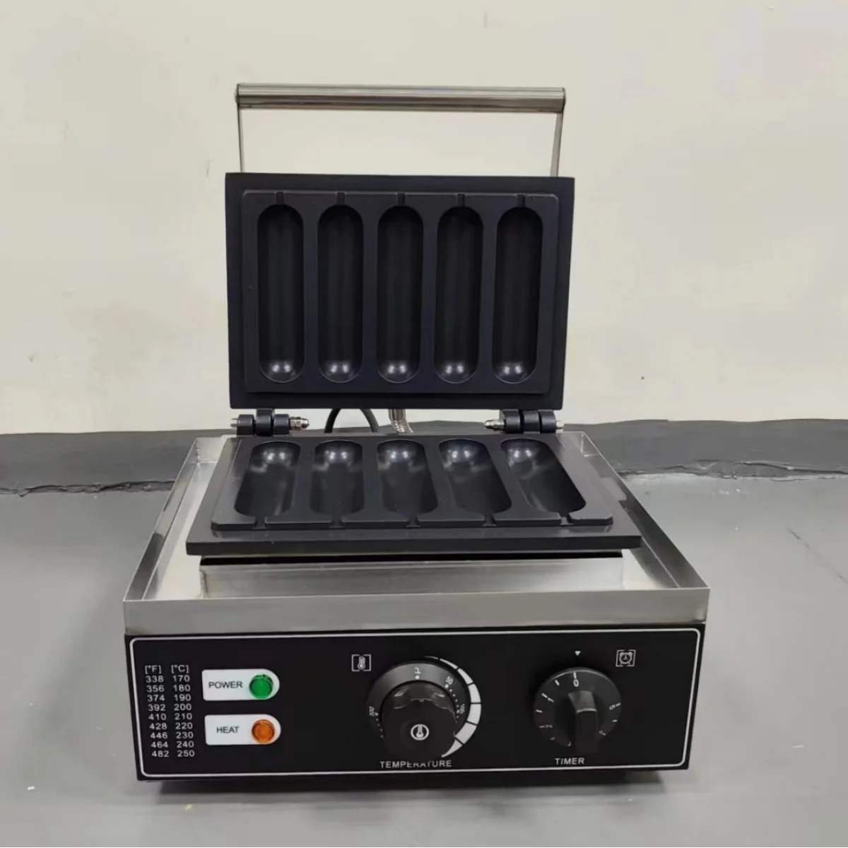 Xeoleo Hot Dog Waffle Maker Macchina Hot Dog Macchina Salsiccia Macchina Elettrica 5 Pezzi Non Bastone Francese Muffin Hot Dog Lolly stick Maker