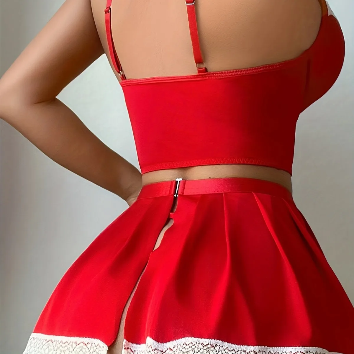 エレガントでセクシーなレースメイドコスチューム - 控えめに梱包され発送されます