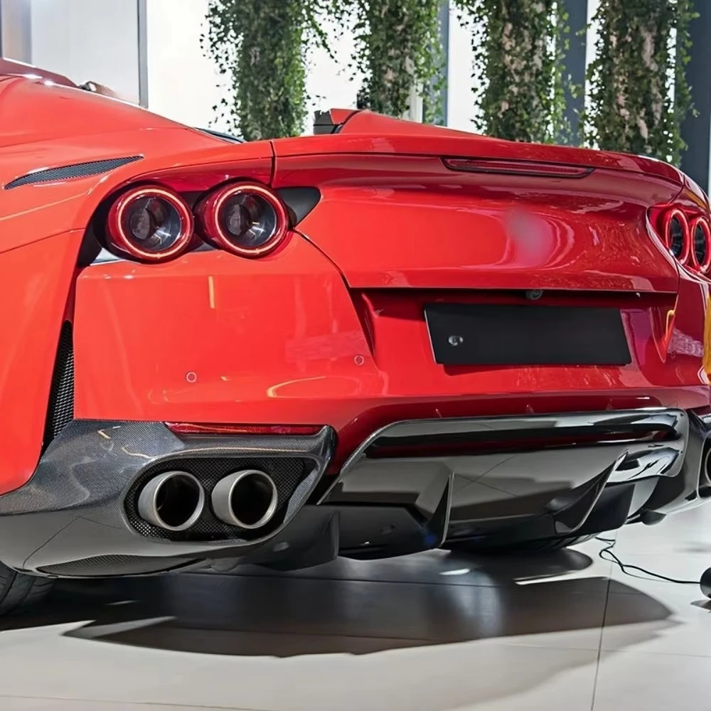 

Задний диффузор/накладка на бампер из сухого карбона в стиле OEM для Ferrari 812 (модифицированный)