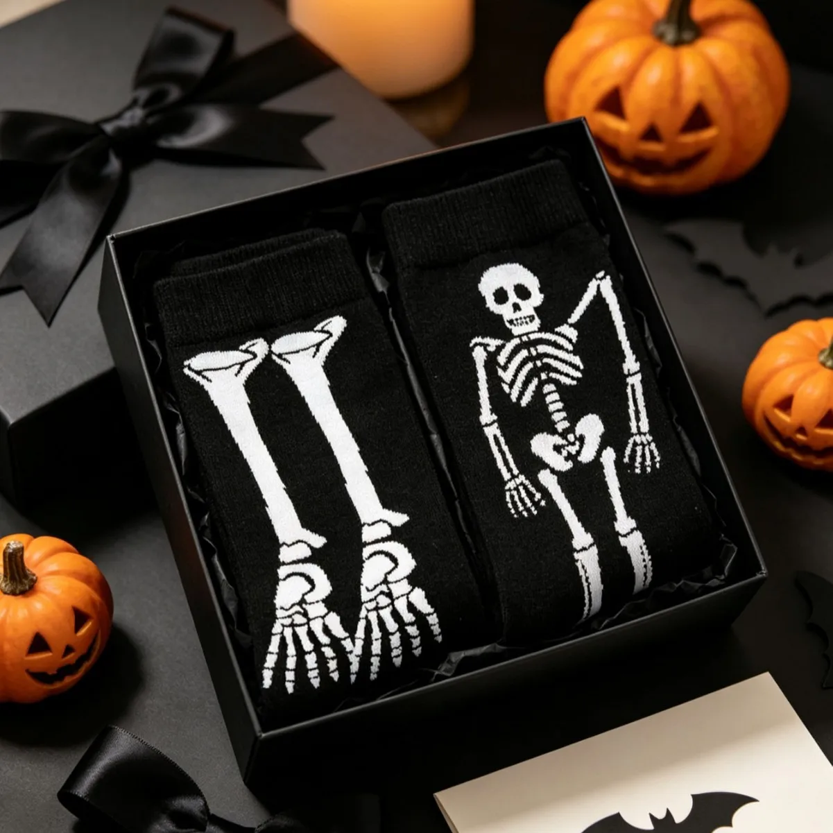 1 pair of autumn and winter Halloween skeleton socks with black and white dark style personality, mid tube socks