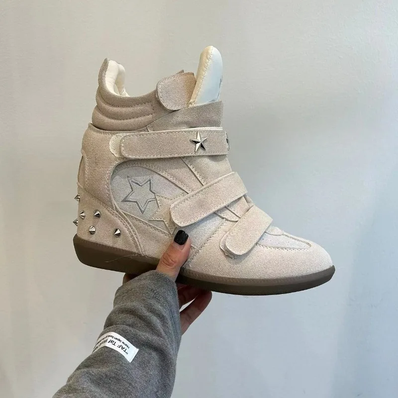 

Элитные дизайнерские женские ботинки на платформе с заклепками, изысканные высокие повседневные ботинки, увеличивающие рост на 5 см, Botas Mujer