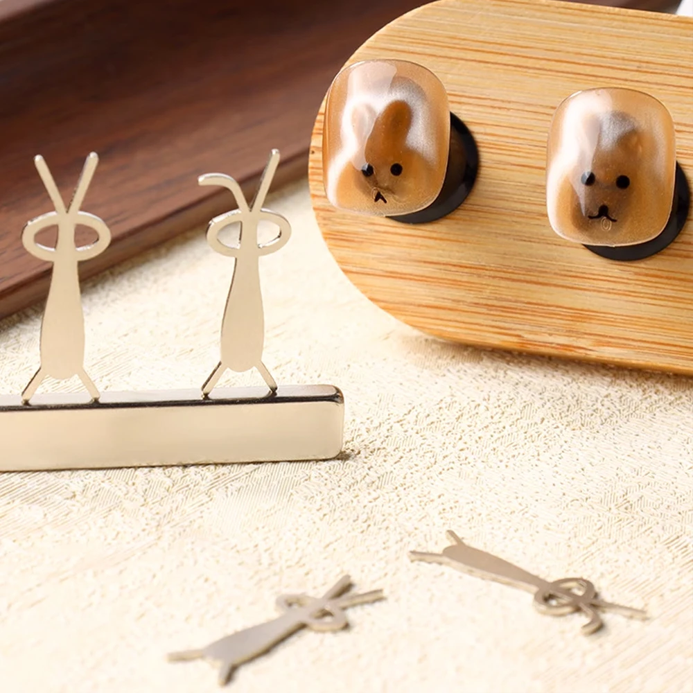 5pcs/Set Cute Rabbit-shaped Cat Eye Nail Magnet Fold Eared Rabbit Effects Iron Piece+square Magnet Stick Gel Polish Magnet Tools