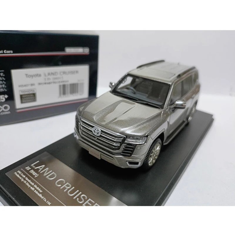 Hi story 1/43 Scale Land Cruiser ZX 2021 Sliver Resin Car Model Classics Adult Souvenir Gift Static Display