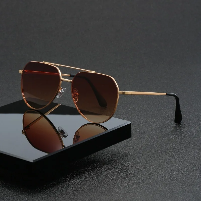 

New Metal Sunglasses Vintage Frame For Women Sunglasses Men Luxury Brand Design Sun Glasses Women Mirror Gafas De Sol Uv400