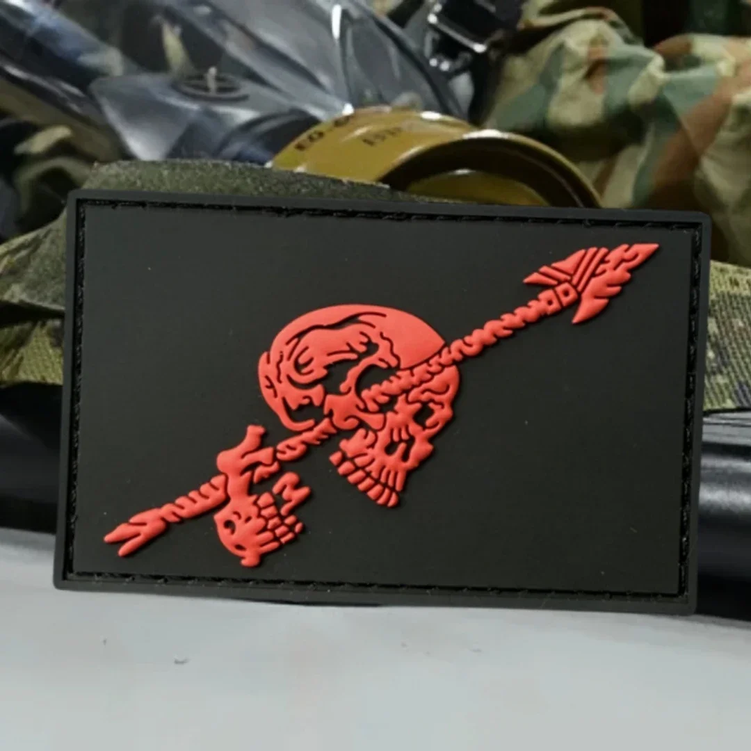 Parche táctico PVC 3D Red Skull Arms – Gancho y bucle militar