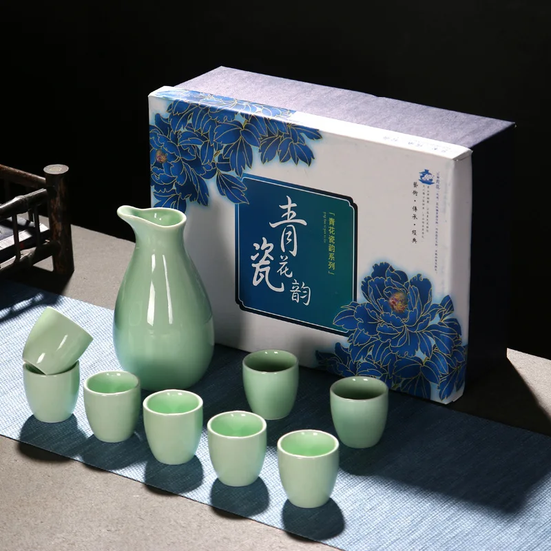 

Набор для саке ручной работы из керамики в японском стиле: 1 кувшин и 8 чашек для торжественных случаев, коллекционный