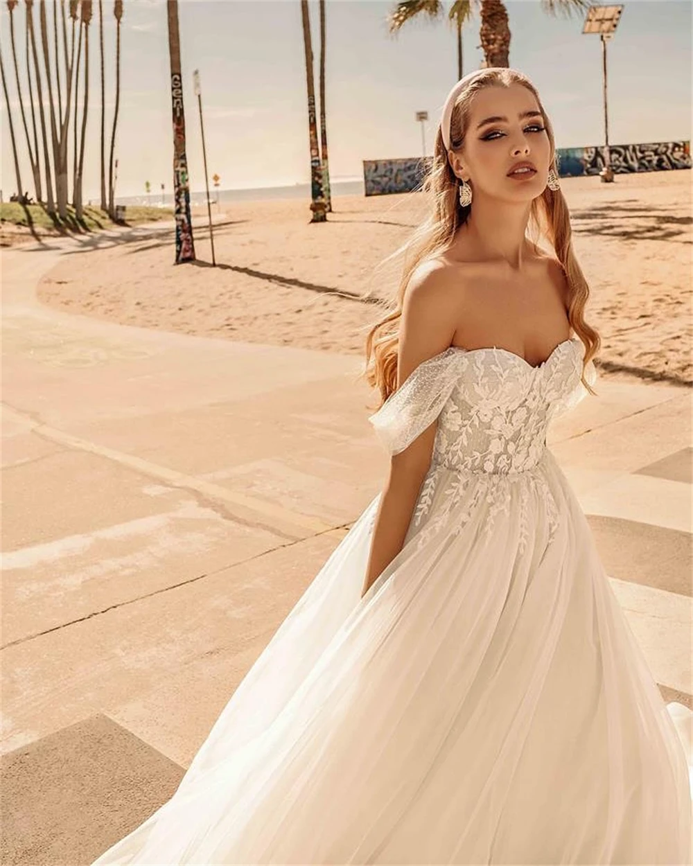 Maßgeschneidertes Boho-Hochzeitskleid aus weißem Organza, sexy Schatz, schulterfreies Brautkleid, weiche A-Linie, Hofschleppe, Robe de Mariée