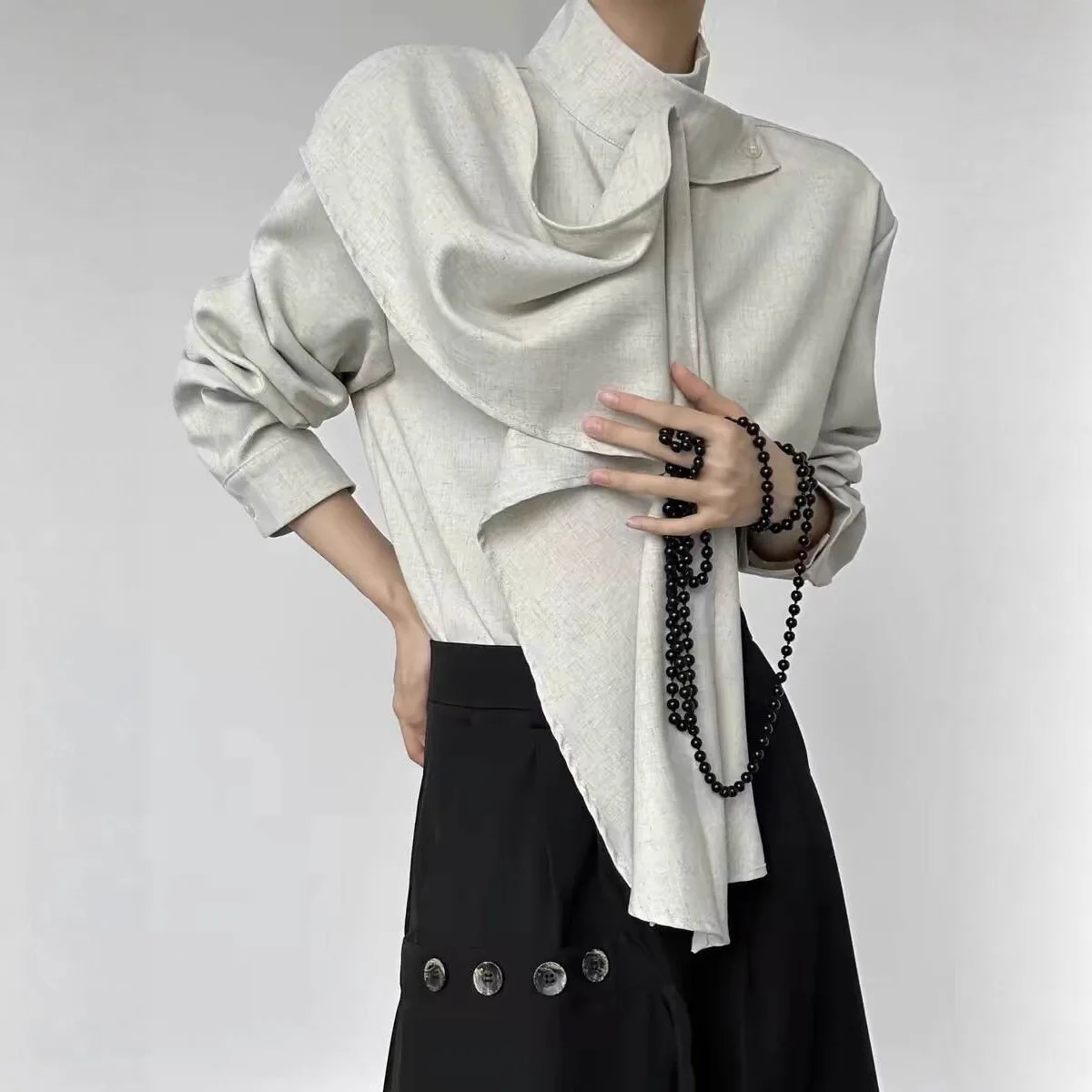 

Retro High-end Streamer Scarf Shirt Women's 2026 Spring New Stand-up Collar Design Neutral Style Shirt