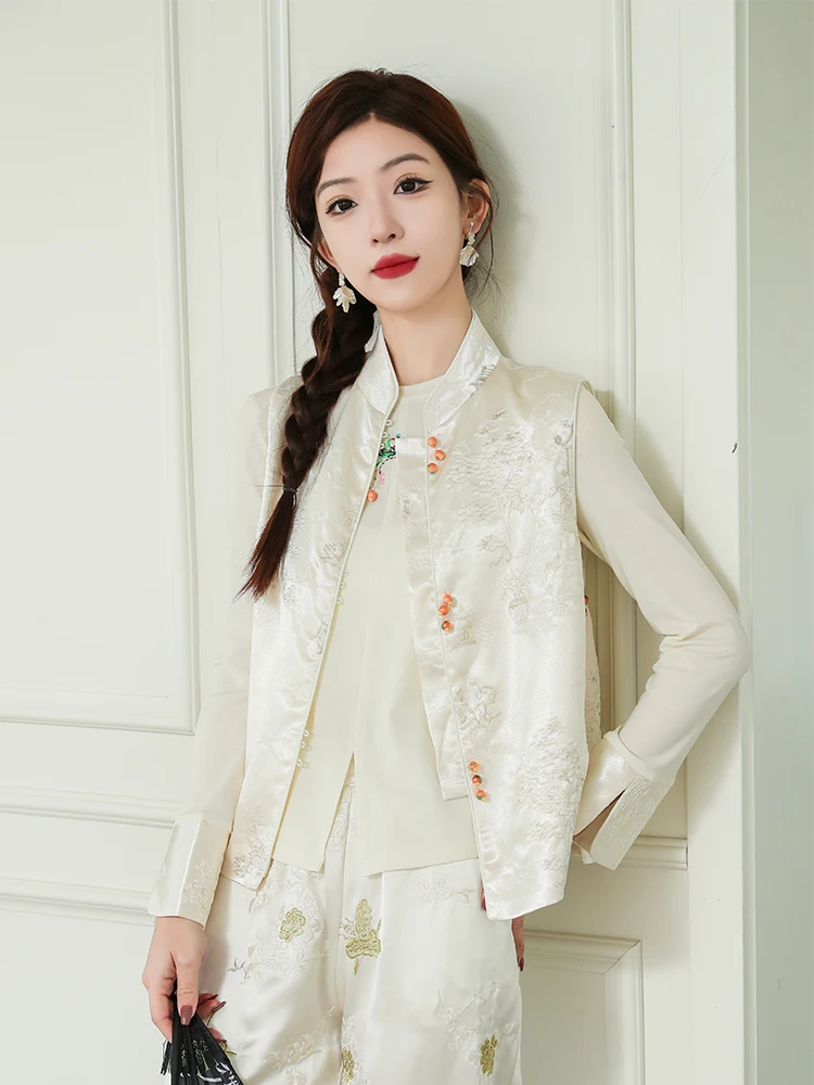 

Жилет FNBX из ацетата с вышивкой, женский, с тяжелой вышивкой, с жемчужными пуговицами, цвет жемчужно-белый, высококачественный, оригинальный дизайн, весна...