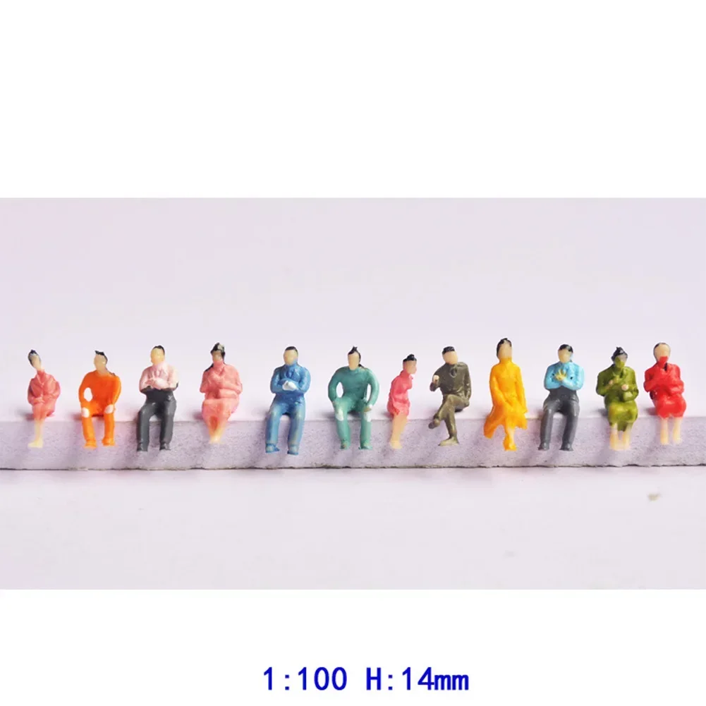 100Pcs ABS People Figures Toys Seated Painted Model 1:100 Scale Miniature People Model Collection Railway Sitting Passengers