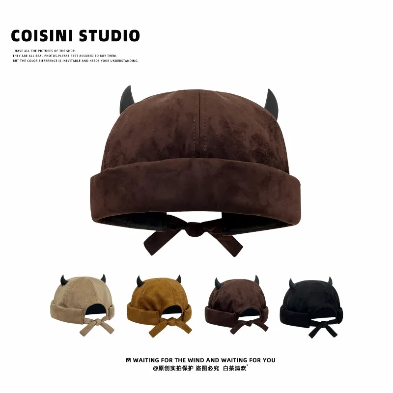 Japanische Retro-Wildleder-Mütze mit kleinen Teufelshörnern für Männer und Frauen im Herbst und Winter, Nischen-Trend Hip-Hop-Melonenhaut-Kappe – Detail 3