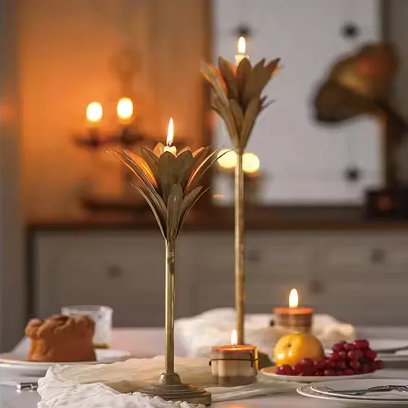 Vintage Home Living Room Dining Table Ornament Hotel Christmas Flowers Iron Atmosphere Decorative Candlestick