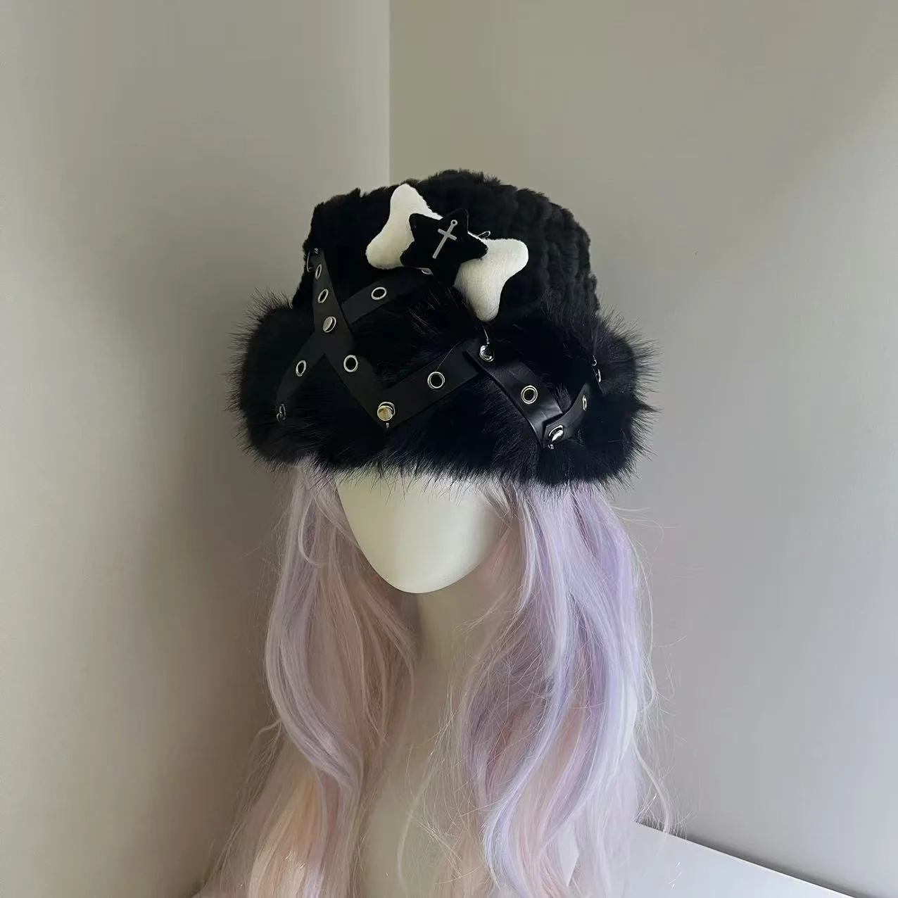 

Fluffy Faux Fur Bucket Hats Women Bone Cross Warm Thick Plush Winter Hat Lady Y2k Subculture Goth Punk Hat