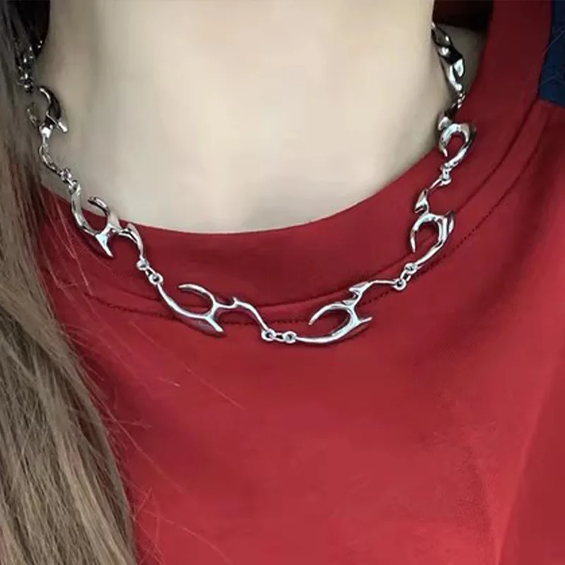 한국 힙합 펑크 실버 컬러 가시 초커 목걸이 (여성용, 남성용) 락 메탈 레트로 불규칙 불꽃 모양 목걸이 쥬얼리
