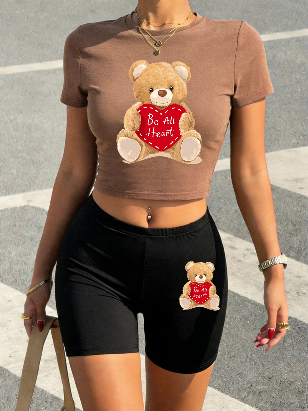 

Спортивный комплект из двух предметов: топ и шорты с принтом милого медведя, женский, с высокой эластичностью, мягкий, облегающий