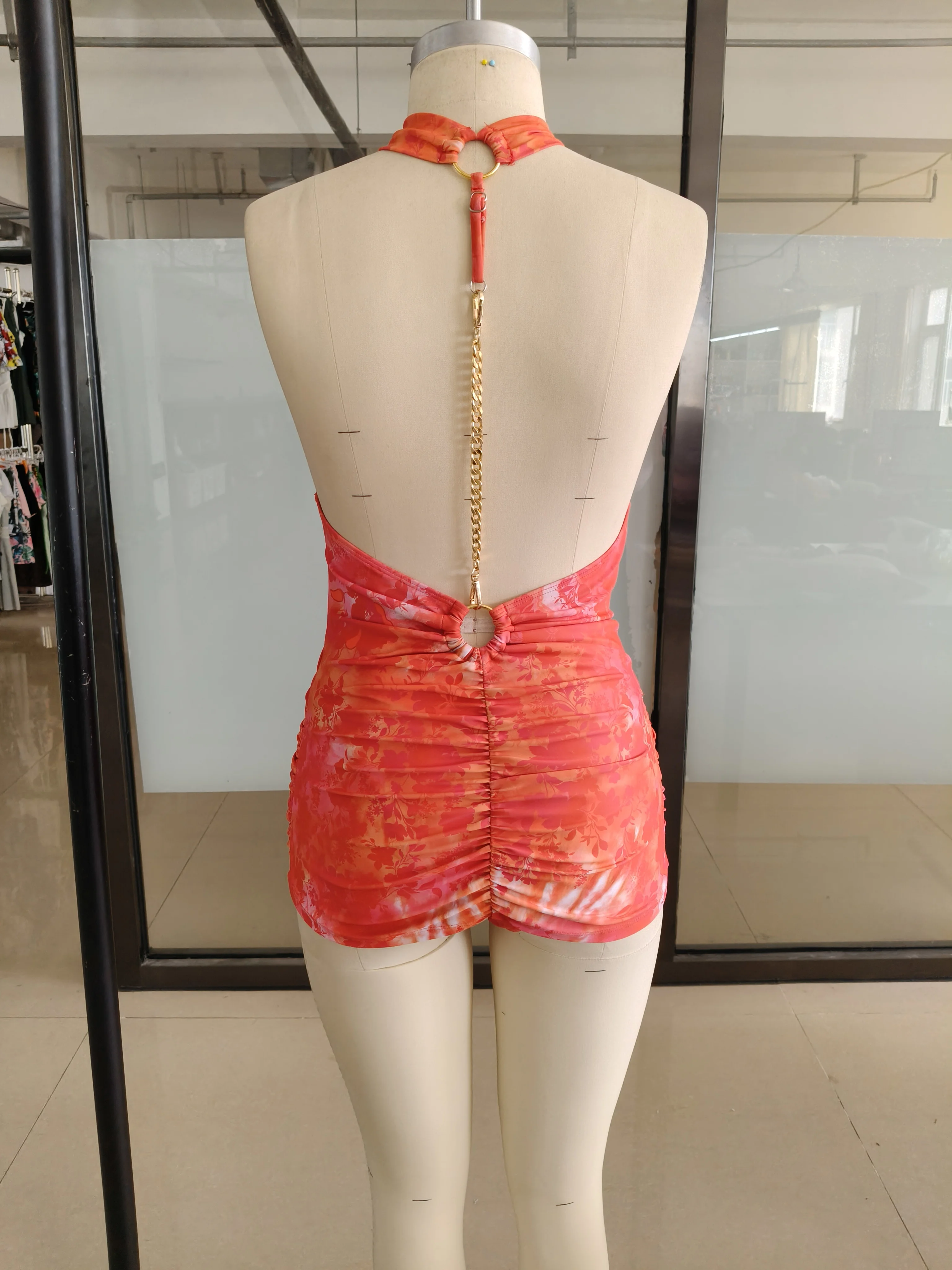 2025 dame mode Sexy découpé jupe courte femmes haute rue licou robes de soirée d'été ensemble femmes getways tenues