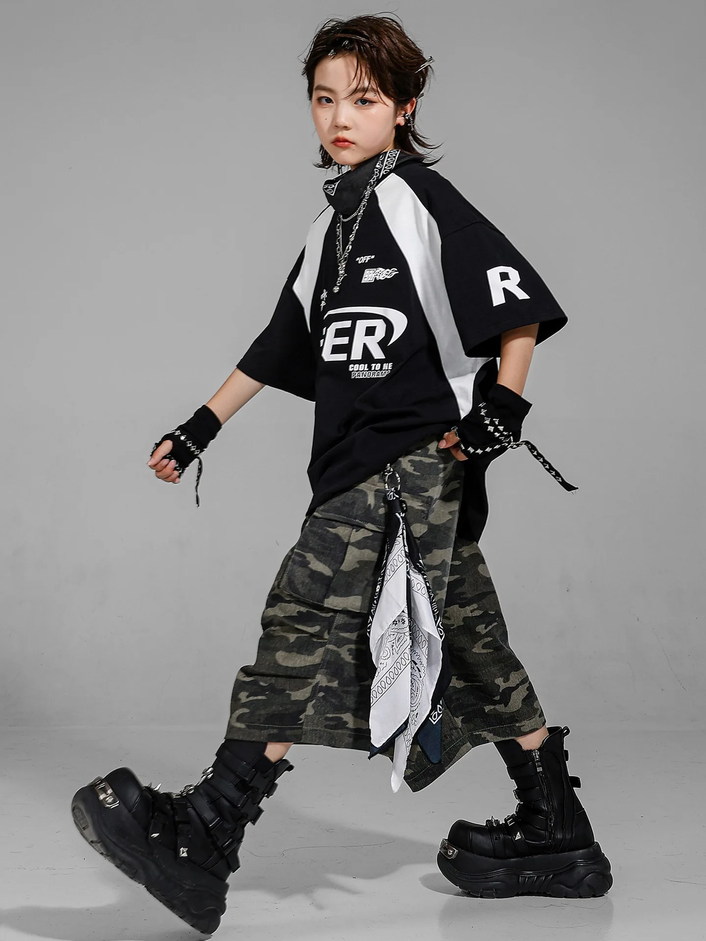 2025 Kids Trendy Clothes Hip-hop Clothes Boys Street Dance Jazz Dance Costumes Top Camouflage Shorts Suit Stage Wear DQL11064