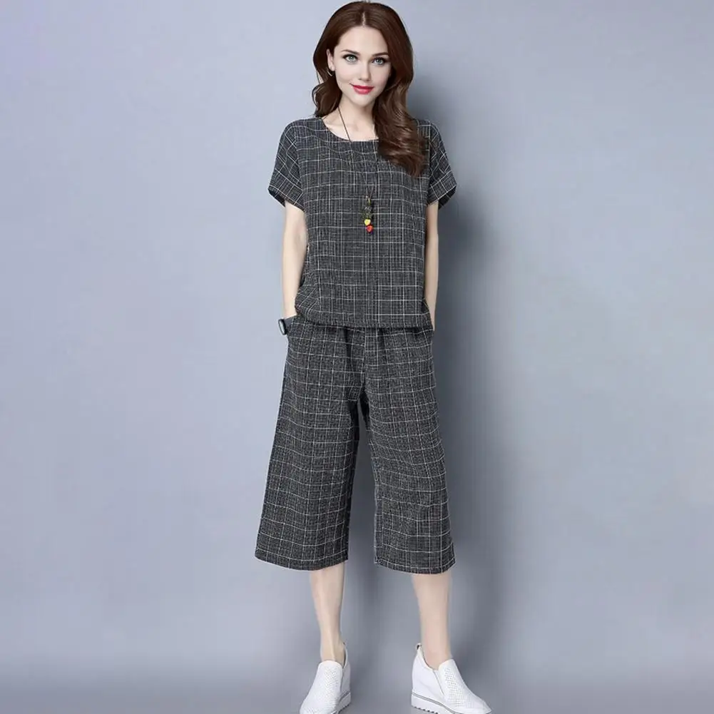 

Women Two-piece Set Stylish Women's Plaid 2-piece Outfit with Bell Bottoms Cropped Pants Set for Summer Crew for A for Women