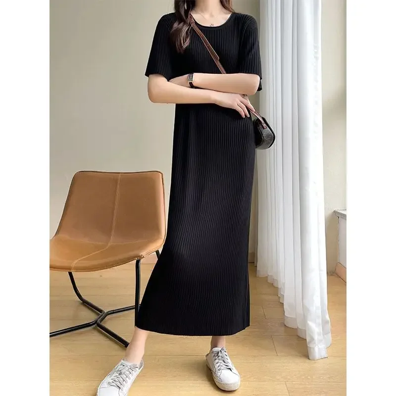 T-shirt in seta di ghiaccio Strisce verticali dritte larghe e sottili con abito elegante in tinta unita sopra il ginocchio ZT384