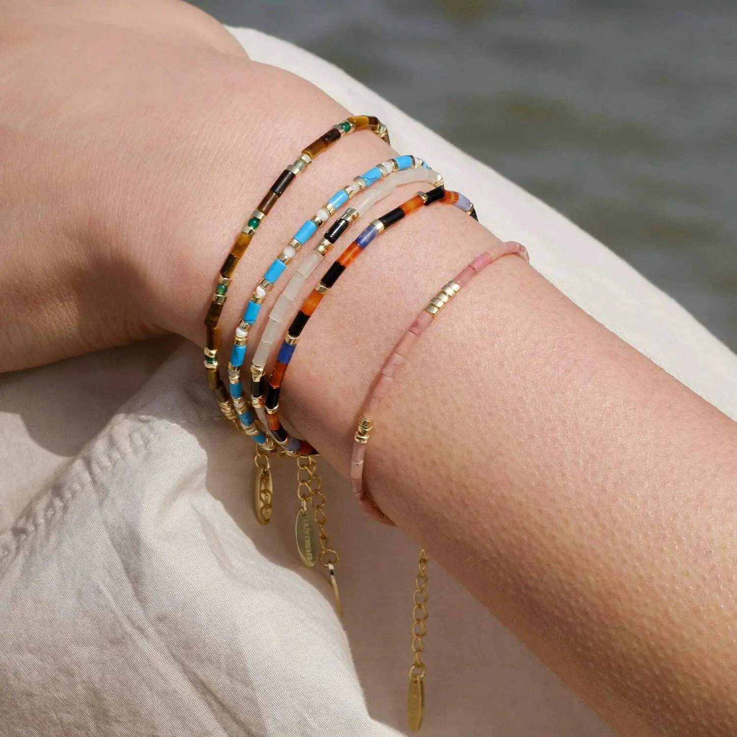 

Withered Tiger Eye Stone, Red Agate, Blue Turquoise Jewelry