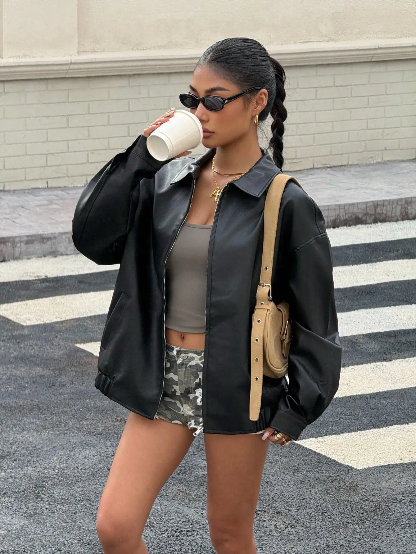 

Women's Drop Shoulder Zip Up PU Cropped Leather Jacket for Fall Winter Streetwear