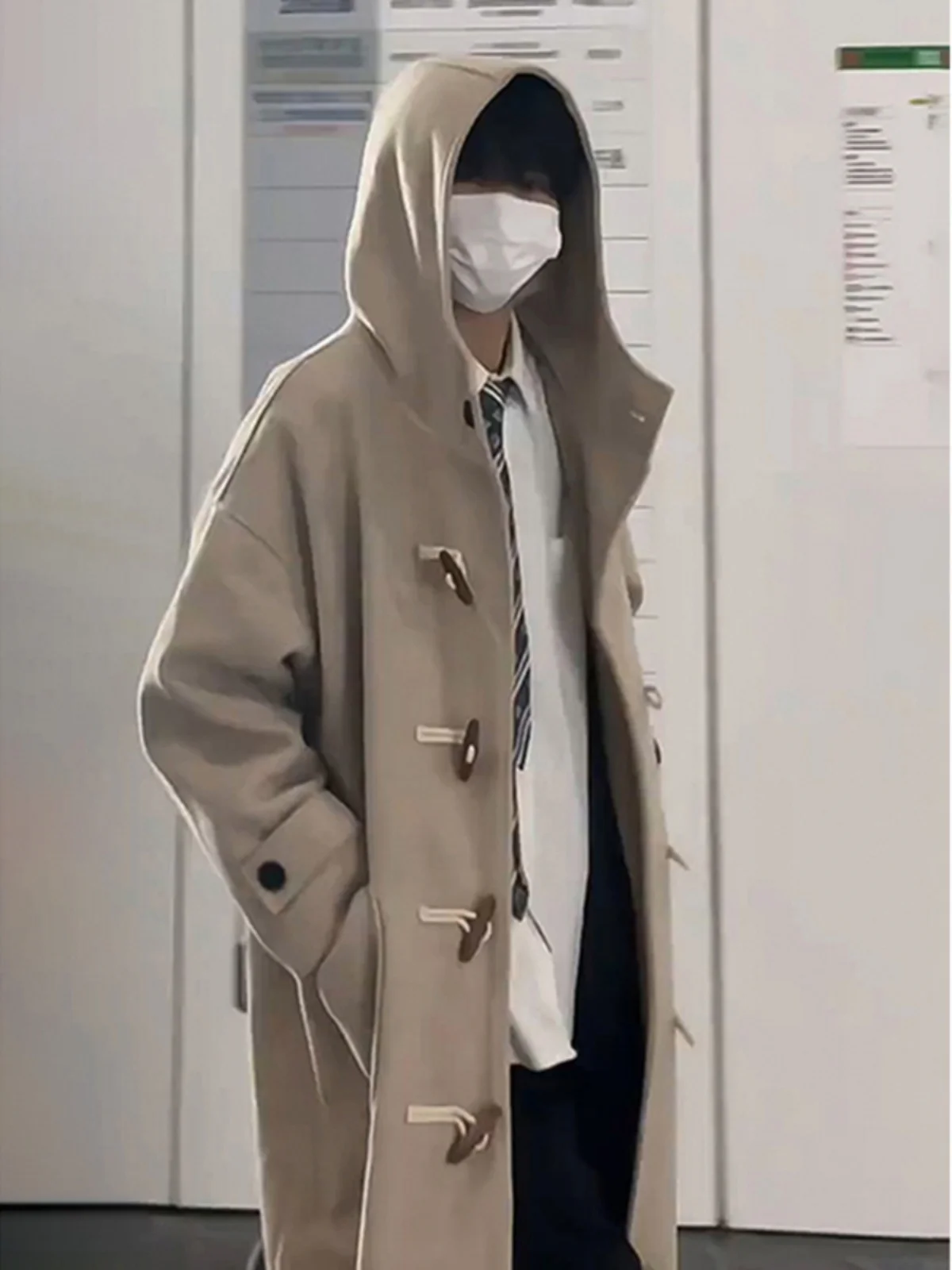 

Ele Men's Woolen Coat with Horn Buttons Thi Warm Winter Jaet Briti Sle Casual Coat Polyester Fiber Long Sves