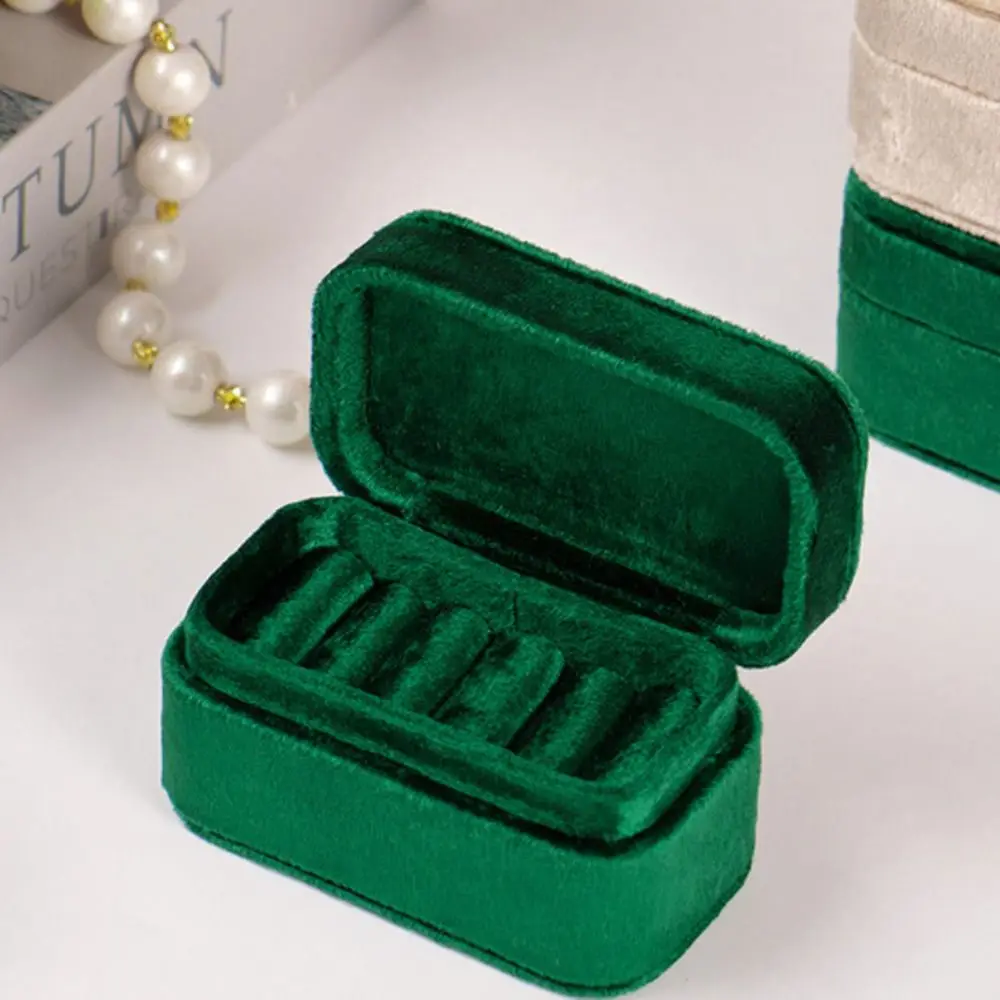 High-quality Flannelette Travel Jewelry Case Wear-resisting Durable Mini Jewelry Travel Case Portable Mini Jewelry Box