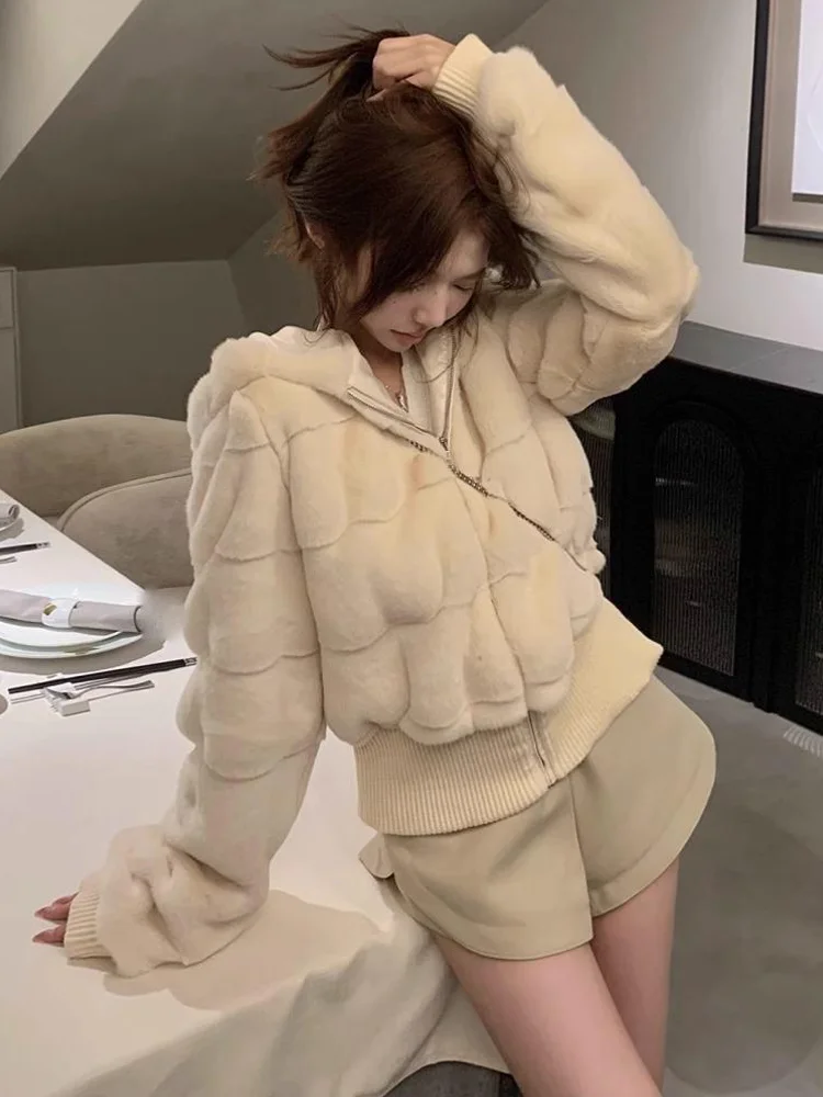 White ort Fur Jaet Women's Winter Loose Faionable High-End Simulation  Fur Coat Cute Outerwear for Young Women