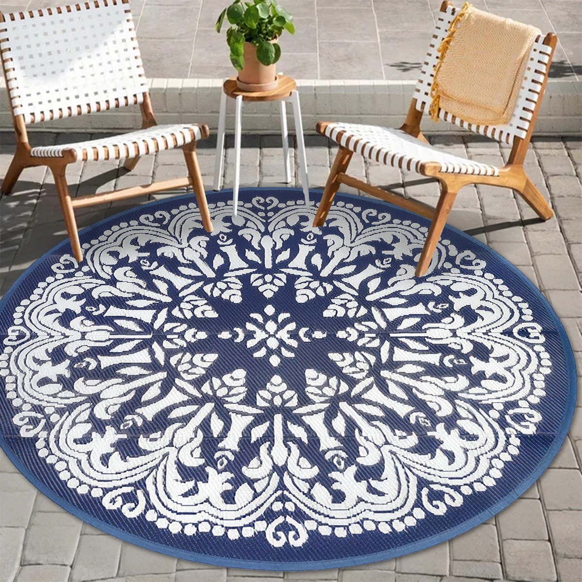 

Double-Sided Outdoor Waterproof Reversible Mats Plastic Straw Patio Rugs PP Material Double Layer Woven Carpet Round Picnic Mat