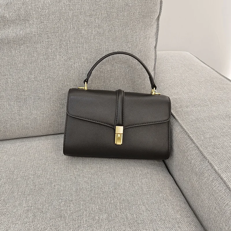 New Women\'s Retro Genuine Leather Messenger Bag Commuter Versatile Fashion Handbag Hand Bags for Women