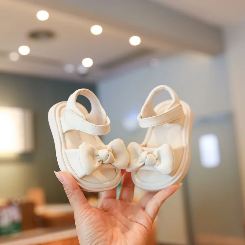 Summer 2026 Infant Girls Soft Sole Beach Sandals Stylish Princess Design