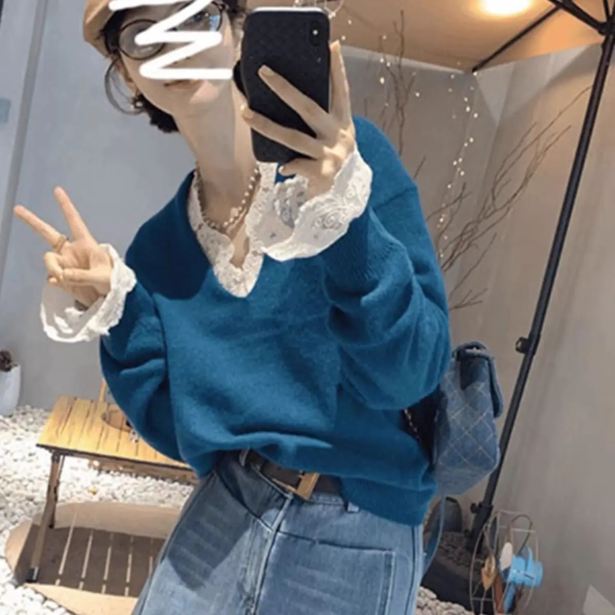 

Fake Two-piece Lace Spliced v-neck Sweater for Women 2025 New Autumn Winter Loose Fashion Top