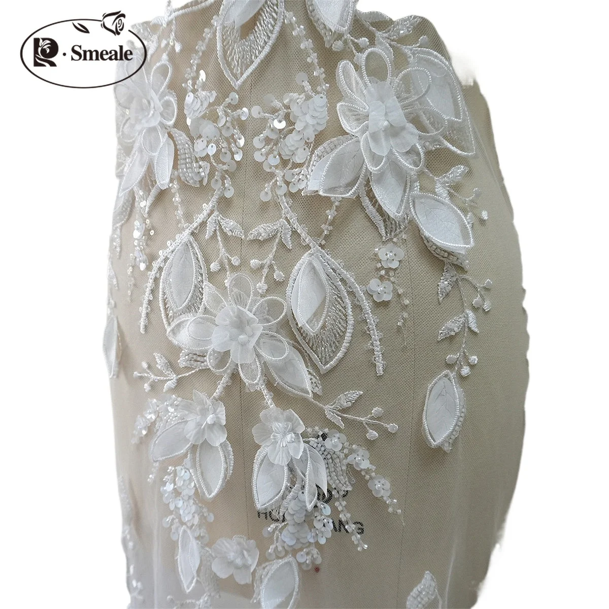 NEUER handbestickter Spitzenstoff mit 3D-Blumen und Perlen und Pailletten. Schleier. Luxuriöses Brautkleid mit Applikationen – Detail 7