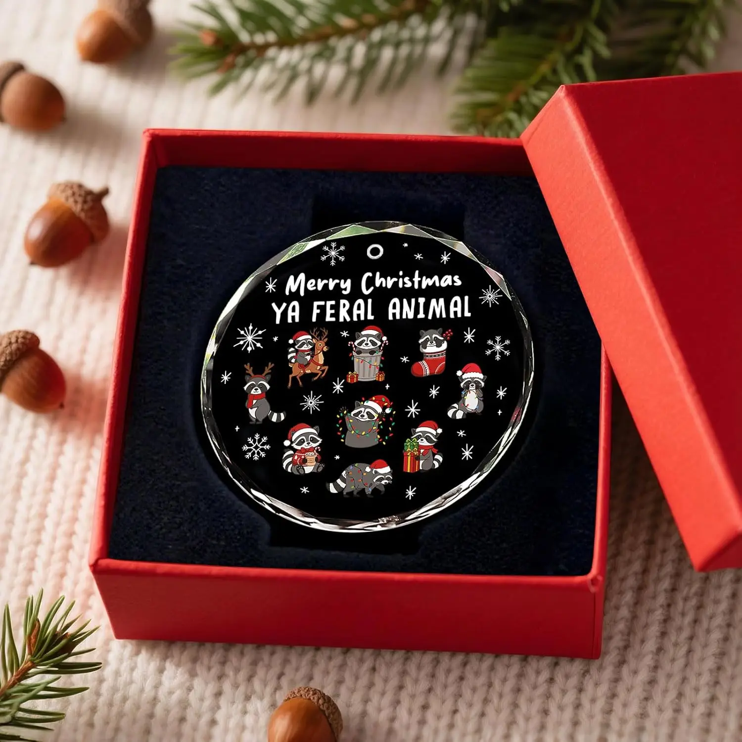 

Fun raccoon Christmas decorations,animal glass holiday decorations tree cute garbage panda decorations for men and women