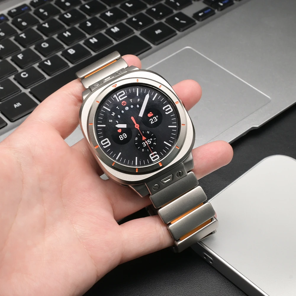 Cinturino in titanio per Samsung Galaxy Watch Ultra 2025 2024 cinturino in metallo di lusso per SAMSUNG GALAXY ULTRA 47mm 2024 2025 cinturino