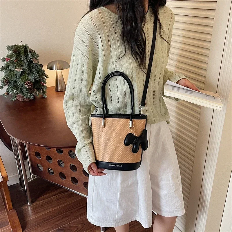 

Classic design PU leather women's zipper shoulder bag, outdoor leisure chain strap crossbody bag, fashionable party handbag
