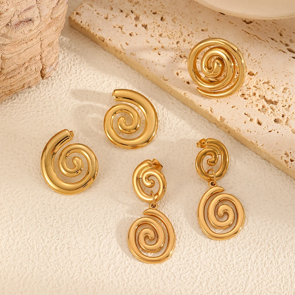 Modische Ohrstecker aus Edelstahl mit Muschel- und geometrischem Design für Damen, verhindern Allergien, ideal als Alltagsschmuck und Accessoire. – Detail 4