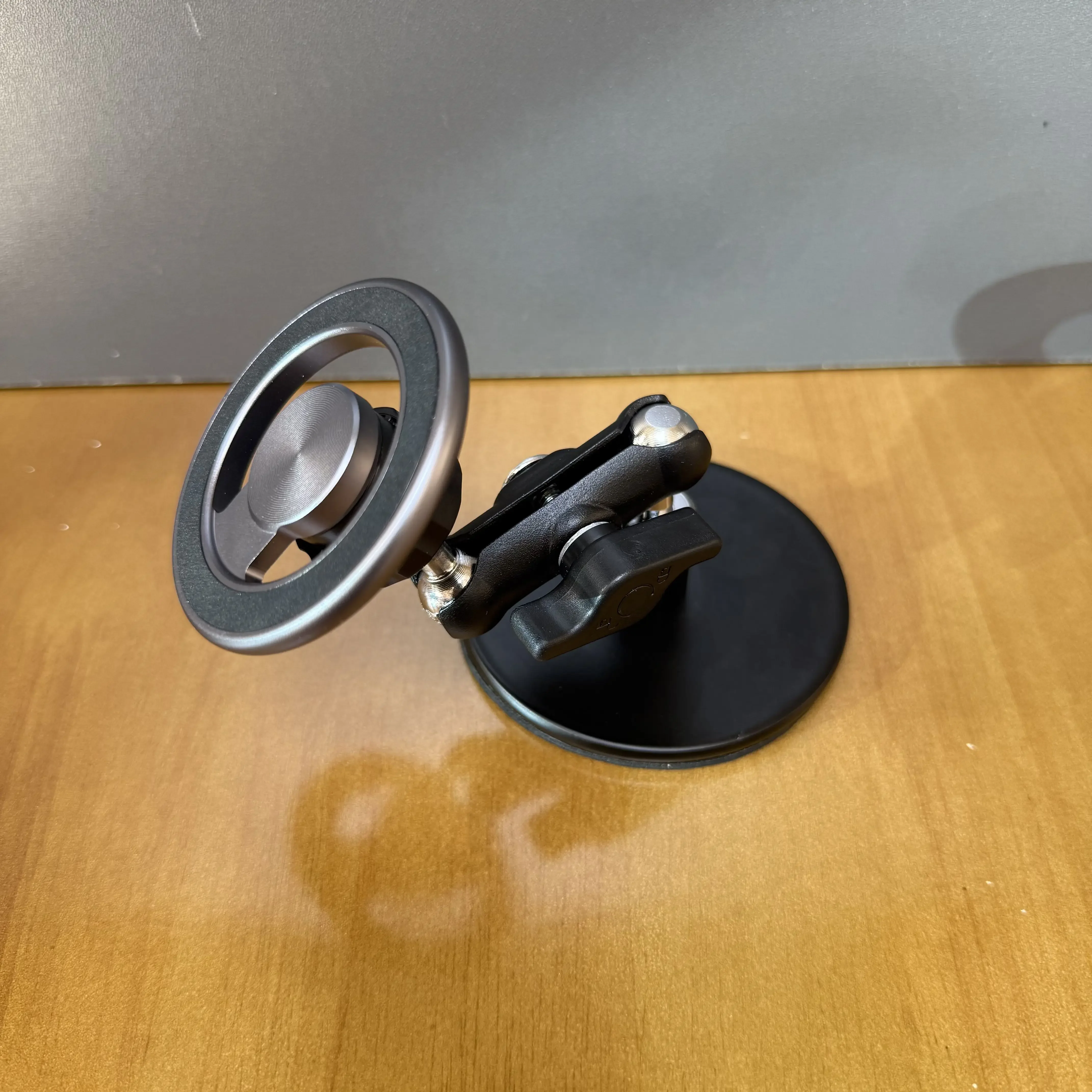 

Metal desktop disc suitable for mobile phone stand, lazy video support stand, 360 degree pea pod table live broadcast, aluminum