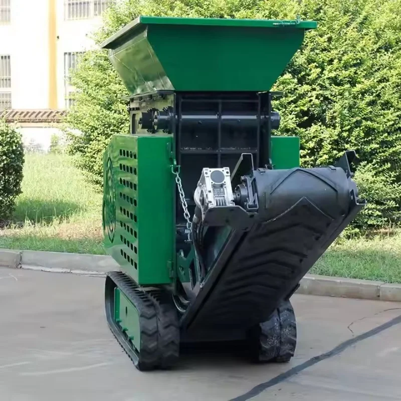 تستخدم سعة كبيرة كسارة الفك المطاط المسارات المكونات الأساسية محرك الديزل المحرك لصناعة البناء خام الحجر #5