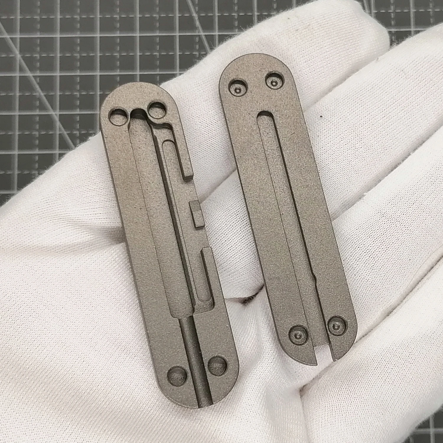 1 Pair Custom Made 58mm Titanium Alloy Scales with Pen Slot for Victorinox SAK Modify