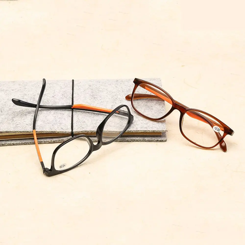 ผู้ชายผู้หญิงวินเทจหรูหราป้องกันดวงตาแว่นอ่านหนังสือแว่นตากรอบแสงอัลตร้า