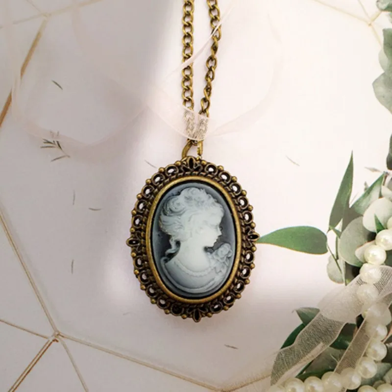 Biżuteria w stylu vintage Akcesoria Owalny naszyjnik Łańcuszek Wisiorek Zegar Cameo Zegarek kieszonkowy dla kobiet