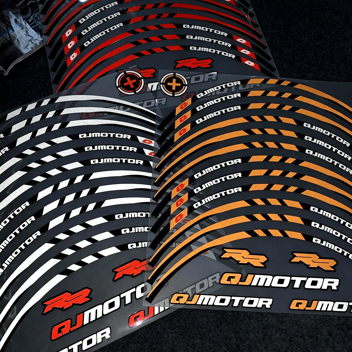 Für QJMOTOR SRT750X 700 SX/X SRK600 RS SRK25R Reflektierende Motorrad Radnabe Aufkleber Moto Felge Aufkleber Zubehör 17'' universal