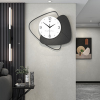 Modern Simple Wall Clock High-end Sense Home Restaurant, Silent Decorative Clock, Creative Clock Hanging on The Wall No Punching