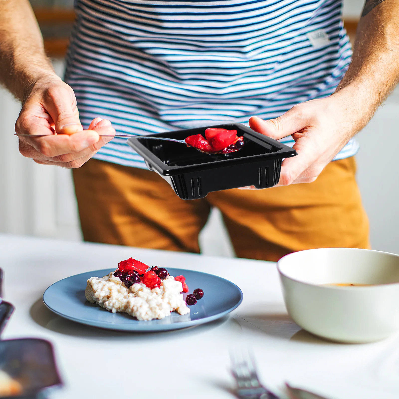 

100pcs Sushi Box Black Thickened Disposable Packaging Take Out Container For Food Trucks Restaurants Party Leftovers Heat