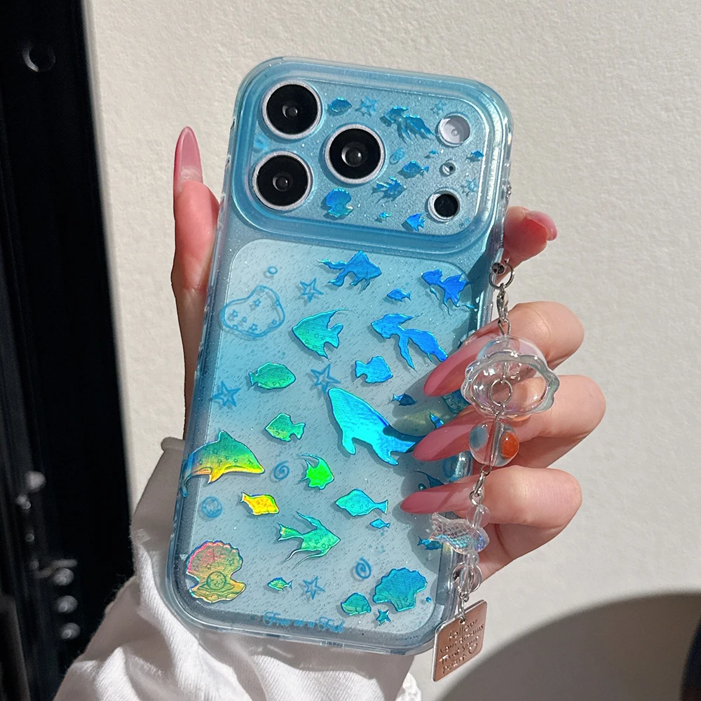 Niedliche Traumhafte Farbverlauf Blau Bunter Fisch Glitzer Laser Handyhülle für iPhone 17Promax 17Pro 17 16 Pro 15 Promax Stoßfeste Hülle