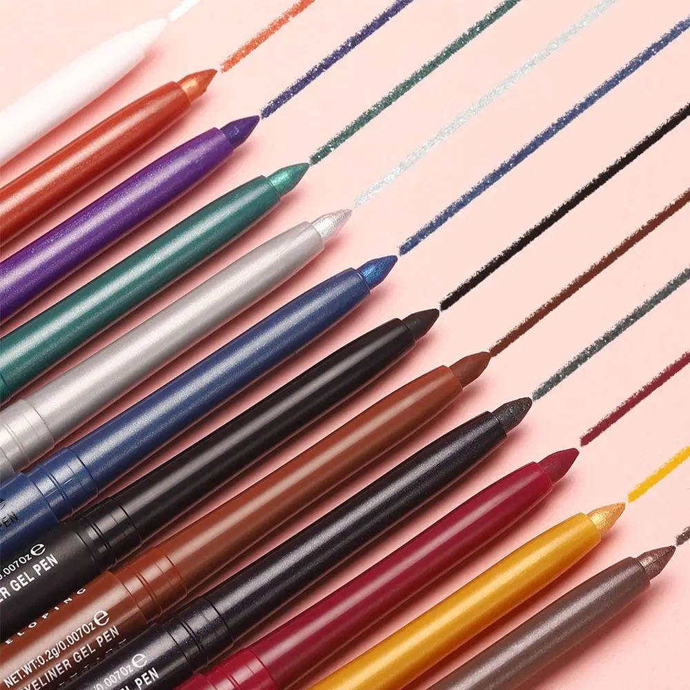 Sneldrogende groene glitter waterdichte eyeliner Langdurige matte afwerking Make-uppotlood Vlekbestendige oogschaduwstick Dagelijks gebruik