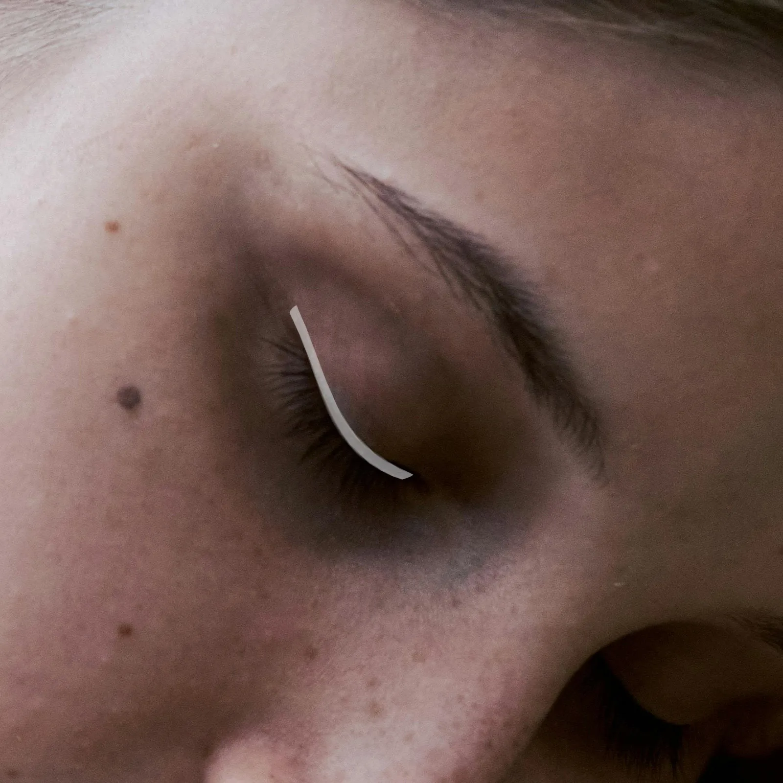 40Pcs 5D Self Adhesive Eyelash Strips Waterproof False Lash Tape for Easy Apply Remove Makeup Essential Beauty