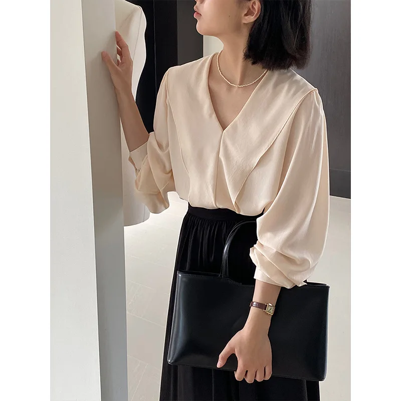 

2024 Gentle Wind Lotus Leaf Edge Shirt Women's Versatile Style Commuter Shirt